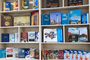 Книжная выставка в университетской библиотеке Книжная выставка в университетской библиотеке